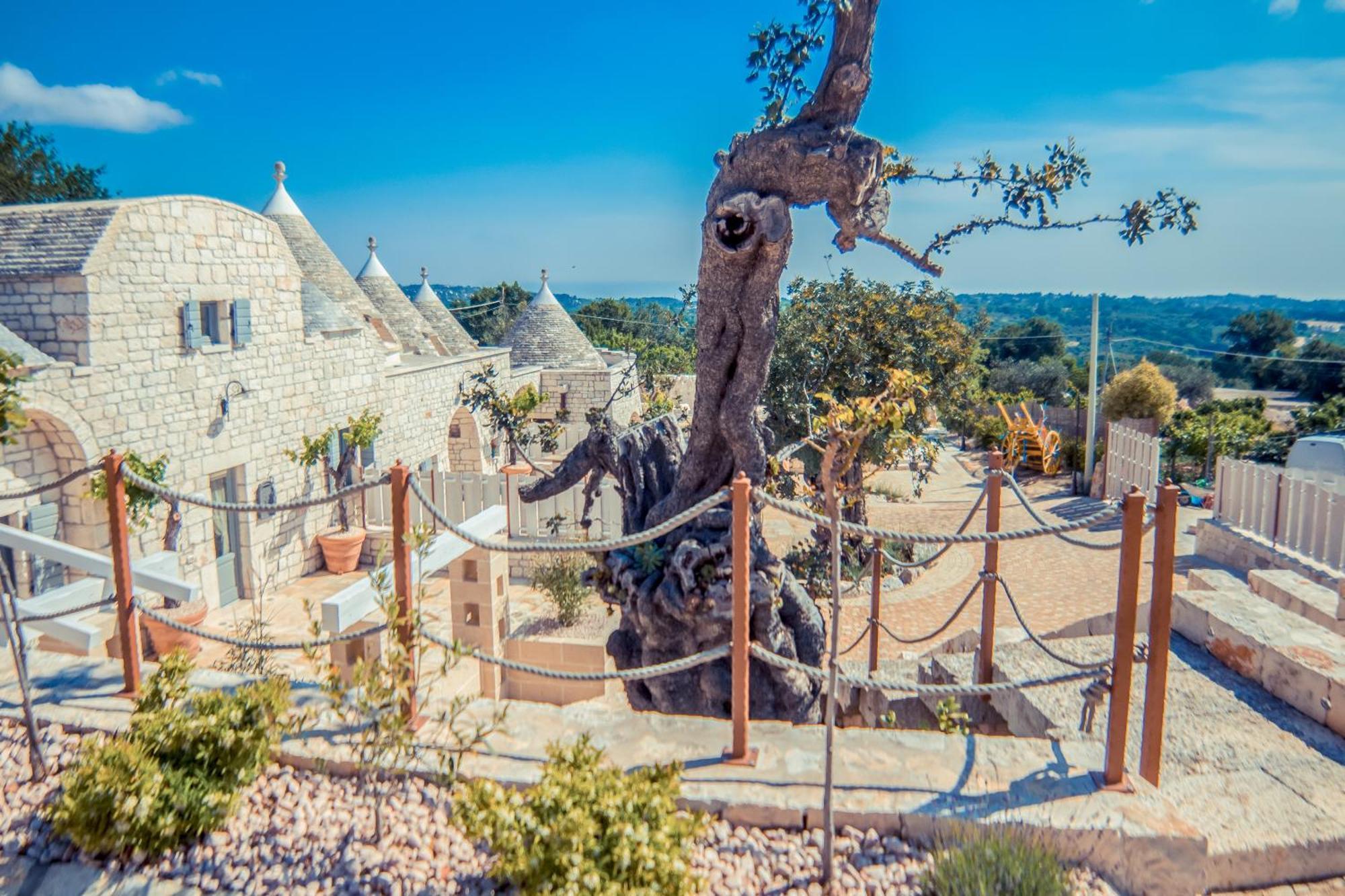 Navolte Trulli E Quiete Con Piscina Villa Locorotondo Eksteriør bilde