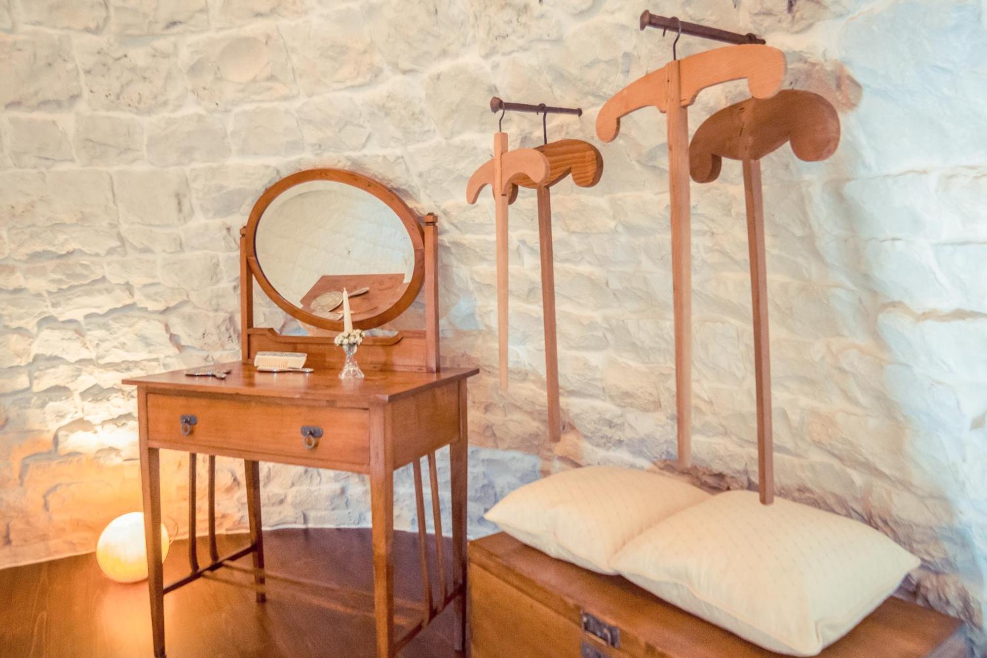 Navolte Trulli E Quiete Con Piscina Villa Locorotondo Eksteriør bilde