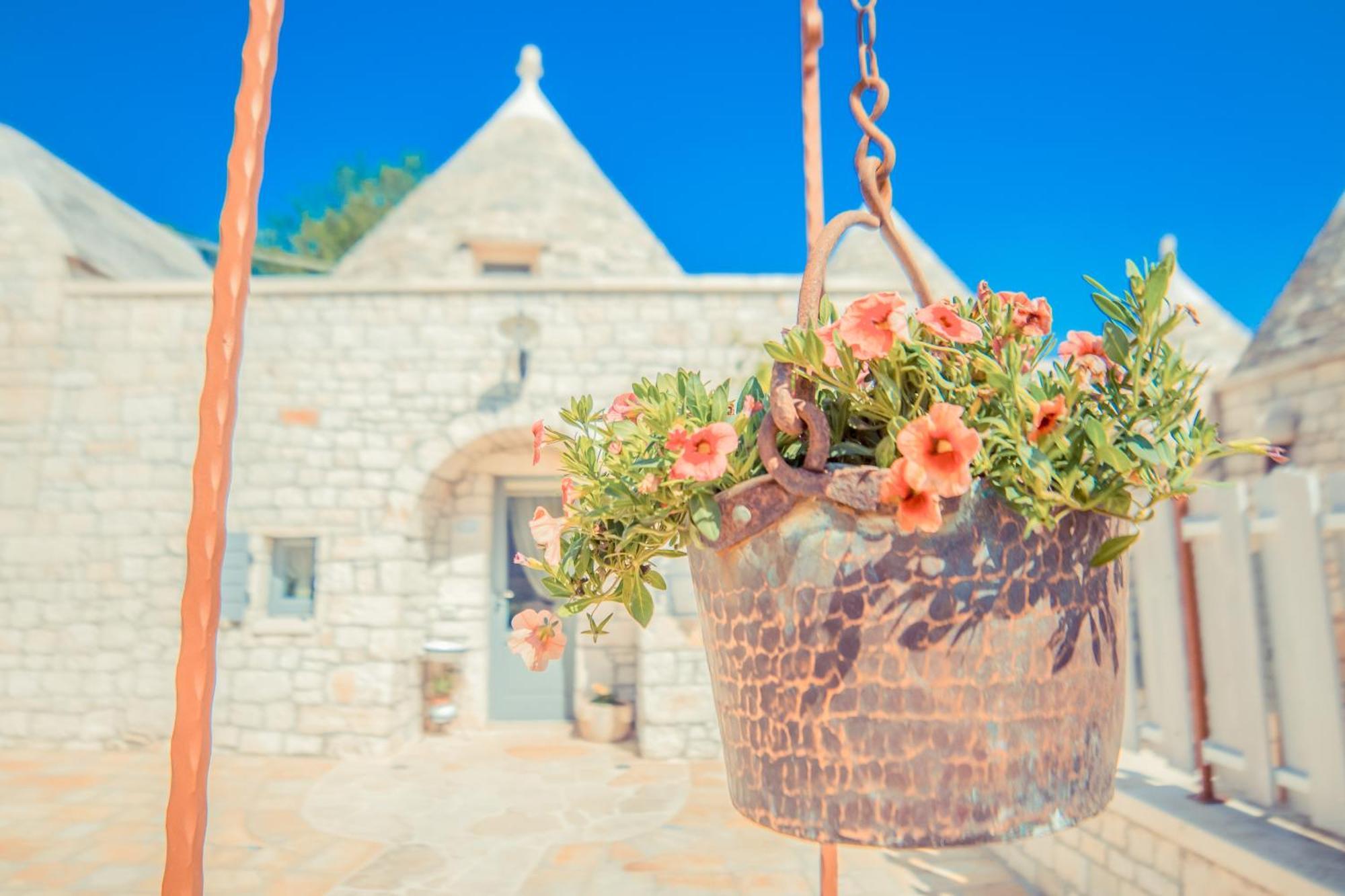 Navolte Trulli E Quiete Con Piscina Villa Locorotondo Eksteriør bilde