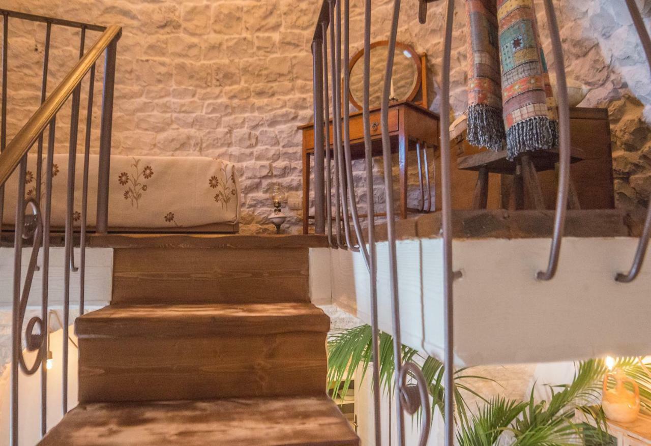 Navolte Trulli E Quiete Con Piscina Villa Locorotondo Eksteriør bilde